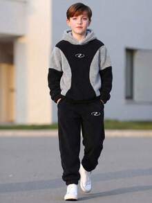Boys' Autumn/Winter Black & Grey Curved Colorblock Hooded Sweatshirt And Warm Cuffed Sweatpants 2 Pieces Set With Circular Geometric Digital Print - Multicolor - View 1