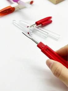 5pcs Red Seam Ripper Set, Includes Thread Snips, Sickle-Shaped Seam Ripper, Large, Medium, And Small Seam Rippers, Protective Cover Design For Easy Organization And Storage, Suitable For Home Sewing, Patching, Quilting, Embroidery And Daily Fabric DIY - Thread Remover - View 4