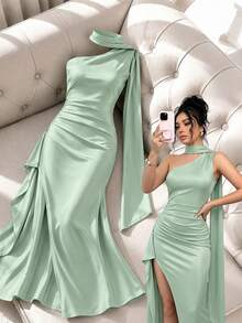abyoxi Gaun Wanita Warna Hijau Mint dengan Leher Asimetris, Tali Bahu Panjang, Pita Pengikat Pinggang, Detail Kerutan Samping, dan Belahan Tinggi, Gaun Pas Badan, Warna Polos, Gaya Musim Panas Elegan dengan Belahan Hingga Paha - Mint Green - View 1