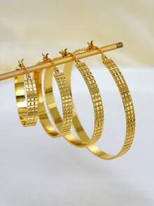 European & American Vintage Style Metal Square Grid Texture Large Hoop Earrings, Gold Versatile Geometric Round Earrings, Exaggerated Spicy Girl Accessory For Party, Vacation, Daily Commute - Gold - View 4