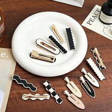 6pcs Random Mixed Color Black & White Acrylic Wavy Checkerboard Hair Clips, Minimalist Side Hair Clips, Suitable For Daily Hairstyles - Multicolor - View 2