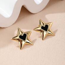 1 Pair Vintage Personalized Gold Pentagram Design Heart-Shaped Exaggerated Stud Earrings, Suitable For Women's Daily Commute And Holiday Wear - Multicolor - View 5