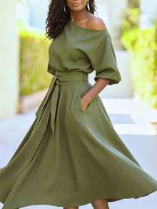 Vestido largo liso hombro asimétrico con lazos y cintura ajustada primavera 2026 - Verde - Ver 2