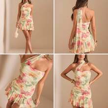 Vestido mini elegante con estampado floral crema y amarillo, con pliegues, asimétrico, sin tirantes y con tirantes anudados, - amarillo claro - Ver 11