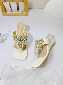 Beautiful Women's Wedge Sandals With Pearl Design Decor, Fairy Wedding Party Gathering - White - View 1
