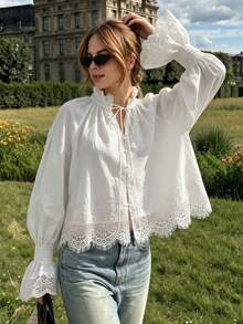 The Lady's White Buttoned Blazer Has Lace Trim On The Cuffs. It Is Suitable For Daily Wear In Spring, Autumn And Early Autumn. - White - View 1