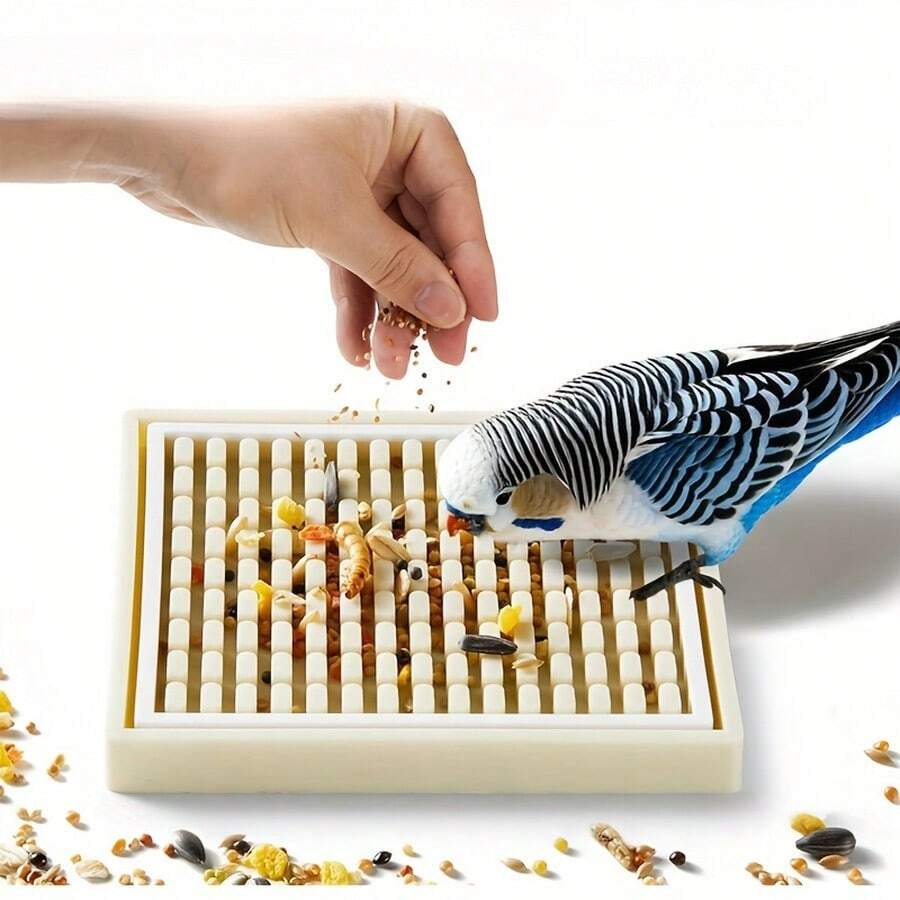 Interactive Parrot Foraging Mat - Encourages Slow Feeding, Improves Mental Health Of Small To Large Birds Like Parrots, And Reduces Boredom And Anxiety Through Random Food Provision