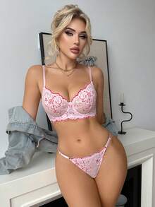 1 Set Women's Lingerie Set Lace Patchwork Underwire Thin Cup Sweet Sexy Comfortable Lingerie Set - Pink - View 5