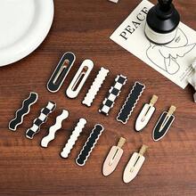 6pcs Random Mixed Color Black & White Acrylic Wavy Checkerboard Hair Clips, Minimalist Side Hair Clips, Suitable For Daily Hairstyles - Multicolor - View 4
