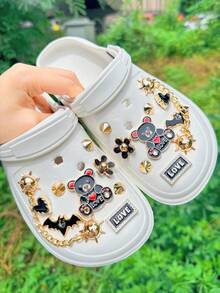 18pcs Gold & Black Bear, Flower, Bat, Letter, Heart, Rivet Punk Style Shoe Charms Accessories Compatible With Perforated Slippers DIY Decor - Black and Gold - View 1