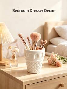 2pcs/1pc Novelty Ice‑Cream Waffle Cone Makeup Brush Holder, Resin Vanity Desktop Organizer, Cosmetic Tool Storage Cup, Also Works As Pen Cup For Home Office Dorm Bedroom Table Decor - Multicolor - View 12