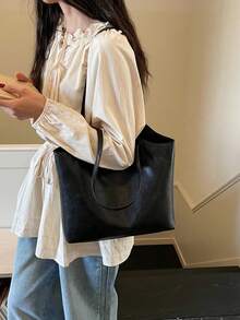 Sac fourre-tout à l'épaule vintage de couleur unie en PU, convient pour les femmes pour le shopping, les déplacements, l'utilisation quotidienne et les étudiants pour la rentrée scolaire - Noir - Voir 3