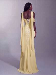 Elegant Off-Shoulder Choker Neckline Ruched Fitted Corset High Slit Bodycon Silhouette Evening Gown, Suitable For Photoshoots And Formal Dinner - Yellow - View 2