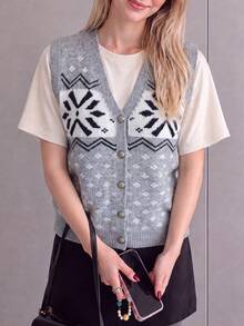 Rompi Rajut Wanita Model Vintage Leher V dengan Detail Kancing, Panjang Standar, Sempurna untuk Lapisan Pakaian Musim Dingin - Grey - View 3