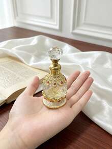 15ml Exquisite, Fashionable Diamond-Shaped Bottle, Rhinestone-Decorated, Beauty Container, Glass Applicator Stick, Portable For Travel/Personal Care, Perfume And Essential Oil Dispenser, Holiday Gift [Empty Bottle] - View 2