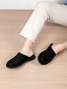 Men's Wide Toe Box Suede Mule Loafers, Retro Closed-Toe Half-Slip-On, Fine Soft Faux Suede Texture, Low-Key Premium Style - Black - View 5