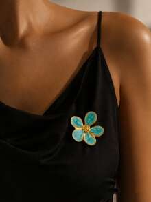 VceTd1PCS Fashionable Vacation Style Stainless Steel Women's Brooch With Asymmetrical Flower Decoration, Suitable For Daily Wear, Vacation Or Gift - Golden - View 3