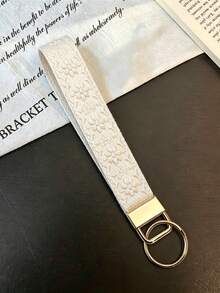 1個黑色蕾絲優雅小眾療癒清新藝術刺繡編織肩帶可愛花朵刺繡個性化配件鑰匙圈鑰匙掛繩適合女性女孩日常度假通勤校園穿搭搭配 - 多色蕾絲 - 查看 12