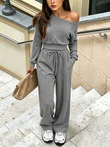RNU Women's Dark Gray Asymmetric Shoulder Cropped Sweatshirt Set, Autumn/Winter Off-Shoulder Loose Lantern Sleeve, Cropped Waist-Flattering Design With Drawstring High-Waist Straight Leg Wide-Leg Sweatpants Side Pocket Design, Casual Home Slouchy Relaxed 2 Pieces Set - Grey - View 3