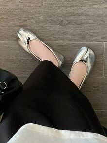 Sepatu Balet Mary Jane Wanita Model Datar dengan Ujung Terpisah, Hiasan Pita di Bagian Atas, Sepatu Loafer untuk Perjalanan, Musim Gugur - Perak - View 4