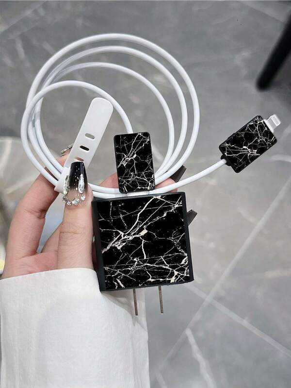 1 Set Black & Gold Marble Pattern Charging Protective Case - Compatible With IPhone 16 Pro/17 Pro 20W Charging Head And Charging Cable (Charger Not Included)