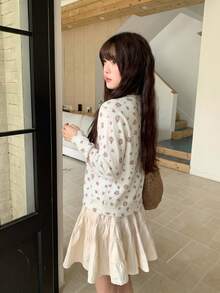 Autumn New Korean Style Gentle Ditsy Floral Cardigan Women's Round Neck Button Knit Top - White - View 6