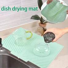 1pc Silicone Drainage Mat, Sloped Bowl/Cup Tray Pad, Bathroom Drainage Filter Mat, Non-Slip Kitchen Table Mat, Placemat/Coaster, Kitchen Supplies, Heat Resistant, Sink Side Non-Slip Kitchen Mat, Home Kitchen Decor - Mint Green - View 5