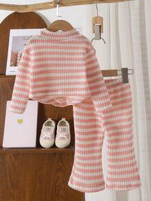2pcs Set Baju dan Celana Rajut Lucu untuk Bayi Perempuan, Motif Garis Berongga, Hem Asimetris, Leher Tinggi, Ringan untuk Musim Semi dan Gugur - Berwarna merah muda - View 3
