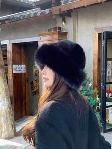 Women's Winter Hat, Blending European And Korean Styles, Designed As A Warm Head Accessory, Large Size Thick Solid Color Design, Combining Practicality And Versatility, Suitable For Various Occasions - Multicolor - View 2