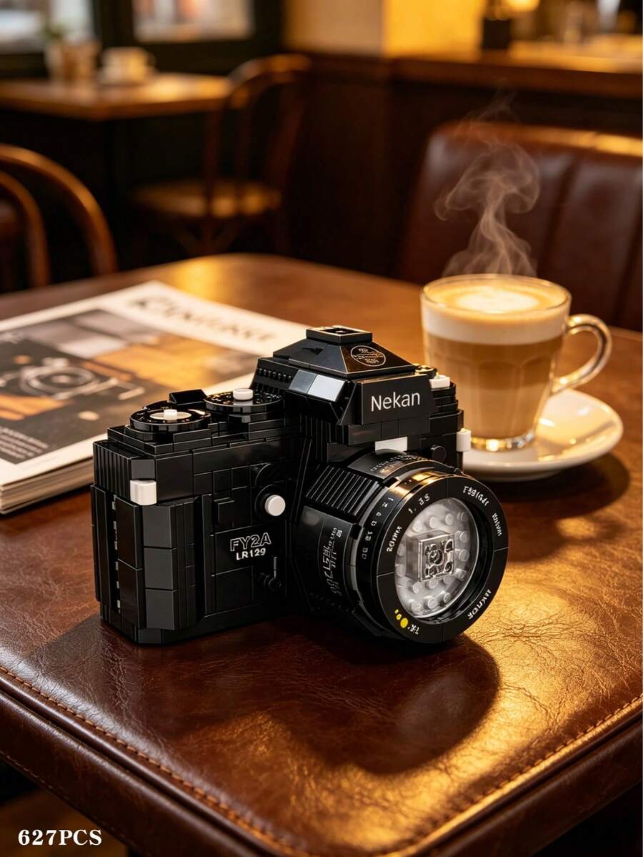 627pcs Vintage SLR Camera Building Blocks, Retro Film Camera Model Bricks, Simulated Vintage Photography Equipment Assembly Kit, Classic Camera Replica Decor, Desktop Display Decorative Model, Collectible Toy For Photography Enthusiasts - Multiple Colors - View 1