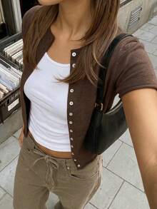 Women's New Bright Red Short Sleeve Round Neck Single-Breasted Fitted Knit Sweater - Dark Brown - View 6
