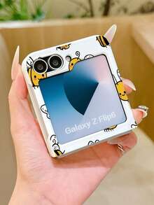 1pc Fashionable, Simple And Cute Skin Feel PC Material Cute Full Screen Little Bee Elementfolding Phone Case, Protecting And Preventing Falling For: SamsungGalaxy Zflip 3/Zflip 4/Zflip 5/Zflip 6/Zflip 7/Zflip 8/ Lazar 60/ Razr 50/ Razr 70/Galaxy Z Flip7 FE/IPhoneUltra - White - View 3