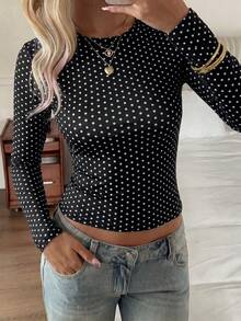 Unadoll 女款秋季 Y2K 長袖 T 恤，圓點印花圓領基礎上衣，適合街頭風、日常通勤與居家休閒 - 黑底白點 - 查看 2