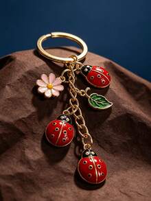 1Pc Gold‑Toned Metal Craft Keychain, Exquisite Vibrant Enamel Ladybug Floral Leaf Pendant Bag Charm, Stylish Decorative Practical Gift - Multicolor - View 4