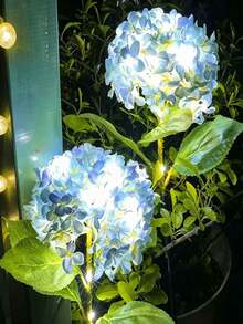 1pc[Solar Powered Single Head 20cm Large Hydrangea Flower Light]LED Outdoor Waterproof Artificial Flower Light, Solar Garden Light Outdoor Decoration For Yard, Suitable For Garden, Pathway, Backyard, Lawn Stake Lighting, Easy To Install, Large Battery, Solar Garden Light - Single-head Large Hydrangea - View 4