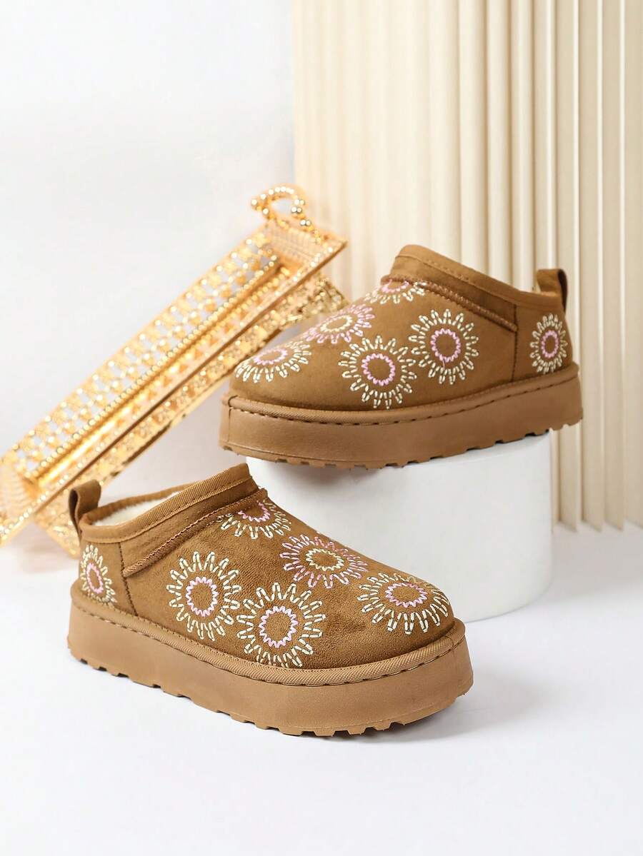 Women's Thick Sole Snow Boots 2026 New Winter Thermal Lined Warm Fuzzy Non-Slip Winter Shoes, Suitable For Snow Play, Warm, Comfortable, Fashionable. Plus Size - Camel - View 1