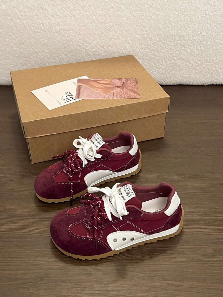 Sepatu Sneakers Wanita Bertali Rendah, Desain Patchwork Berlapis - Merah - View 1