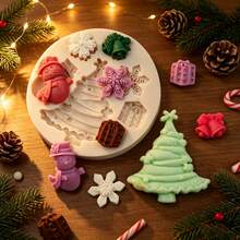 1PC Christmas Tree Snowflake Snowman Silicone Mold Cake Fondant Chocolate Candy DIY Baking Tool Non-Stick Easy Release - Beige - View 5