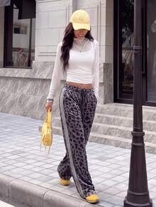 Women's Gold Velvet Loose Straight Leg Pants With Side Woven Tape Leopard Print Long Pants For Daily Casual Commute Running Workout Dating Work With Pockets Contrast Color - Black - View 3