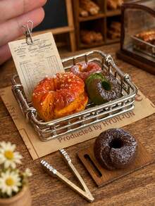 Miniature Bakery Donut Bread Basket Model Accessories Set, Mini Metal Storage Basket, Clips, Poster Paper Model Accessories, Model House And Dollhouse Kitchen Baking Scene Decoration - one-size - View 4