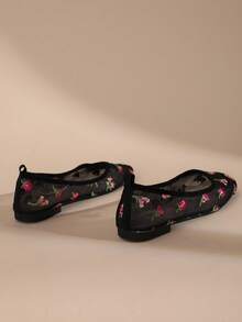 Women's Square Toe Mesh Flat Mary Jane Ballet Shoes, Floral Lace Embroidery, Breathable, Lightweight, Fashionable - Black - View 1