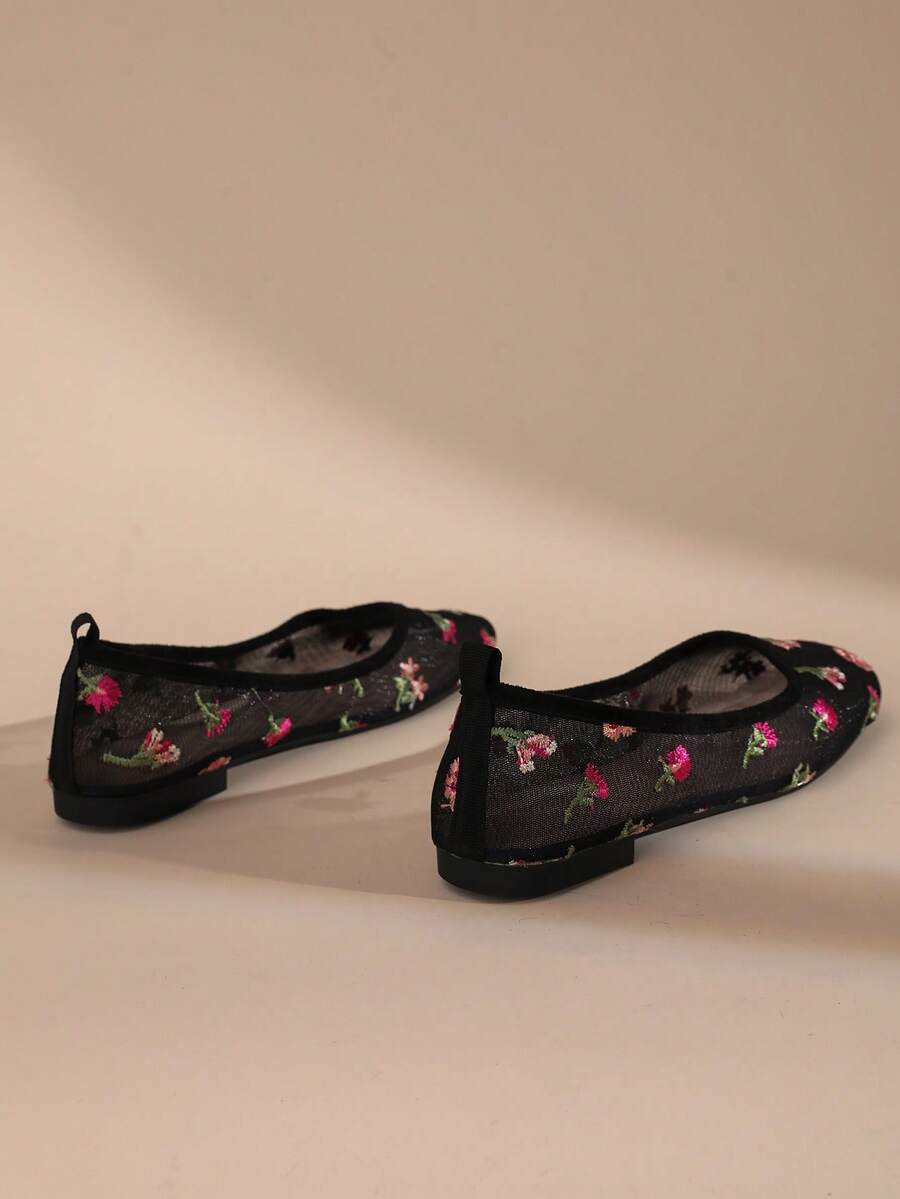 Women's Square Toe Mesh Flat Mary Jane Ballet Shoes, Floral Lace Embroidery, Breathable, Lightweight, Fashionable - Black - View 1
