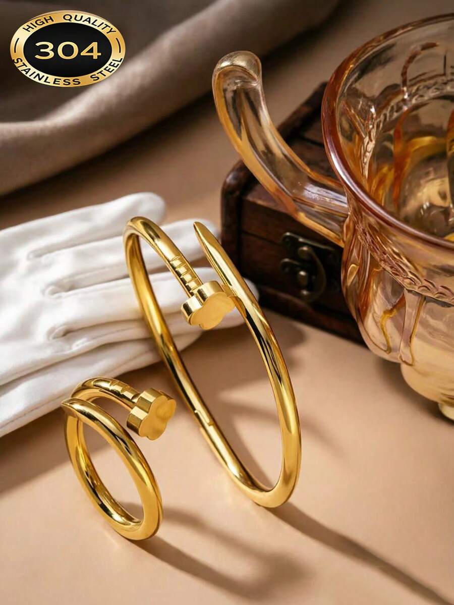 1 套不锈钢幸运四叶草钉袖口手链 + 戒指，适合女性日常佩戴
