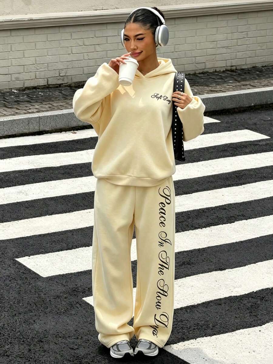 Lurzo Teen Girls Y2K Lazy Loose Sweatshirt Set, Cream Apricot Sweatshirt Paired With Side Print Wide Leg Pants, Suitable For Daily Shopping And Street Wear - Apricot - View 1