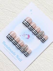 10 Peças Unhas Postiças Feitas à Mão, Formato Quadrado, Unhas Falsas, Estilo Outono, Estilo Y2K, Duráveis, Reutilizáveis, Cor Preto & Branco, Estilo Francês, Design 3D, Adequado para Outono/Inverno, Uso Diário, Festa, Férias, Também o Melhor Presente de Feriado para Mulheres - Preto e Branco - Visão 3