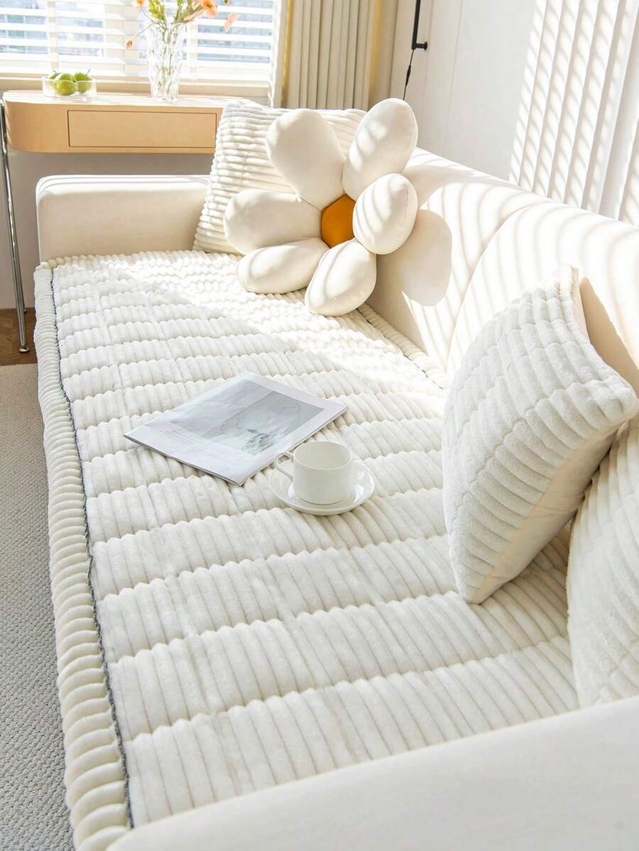 1pc Thickened Plush Sofa Cover, Jacquard Quilted Craftsmanship, Warm & Soft, Pet-Friendly, Dirt & Scratch Resistant, Suitable For All Seasons, Applicable For 1/2/3/4 Seater Sofa - Beige - View 1