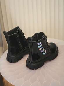 Sepatu Bot Anak Perempuan Motif Daun Bordir, Resleting Samping, Sol Tebal Anti Selip, Sepatu Bot Anak-Anak, Cocok untuk Pesta, Sekolah, dan Pemakaian Sehari-hari - Hitam - View 4