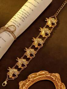 Brazalete de estilo corte en oro, decorado con seis cabezas de caballo e incrustado con diamantes, adecuado para uso diario, fiestas y ocasiones festivas - Dorado - Ver 2