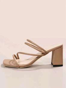 GAN AI Elegantes tacones altos. Tacón de 7 cm.  sandalias informales de tacón grueso. Diseño moderno de punta cuadrada y abierta, ideales para ocasiones formales como fiestas, San Valentín y cenas. - Albaricoque - Ver 4