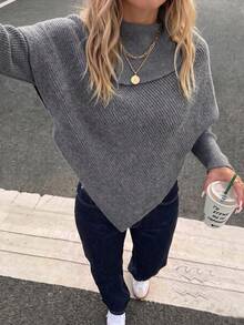 Sweater Rajut Longgar Wanita Warna Abu-abu dengan Kerah Asimetris Bergaris Diagonal dan Hem Asimetris, Atasan Rajut Desain Avant-Garde, Cocok untuk Pesta Fashion Gaya Jalanan - Dark Grey - View 1